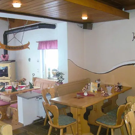 בית הארחה Hotel-pension Wuerzbauer